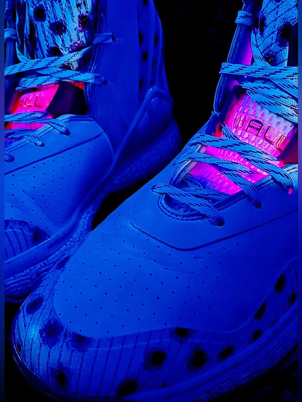 *NEAR MINT* Adidas J Wall 1 Florist City (2014). . .Cherry Blossom